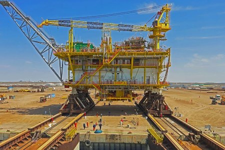 Mammoet completes load-out of platform’s topside in Turkmenistan 